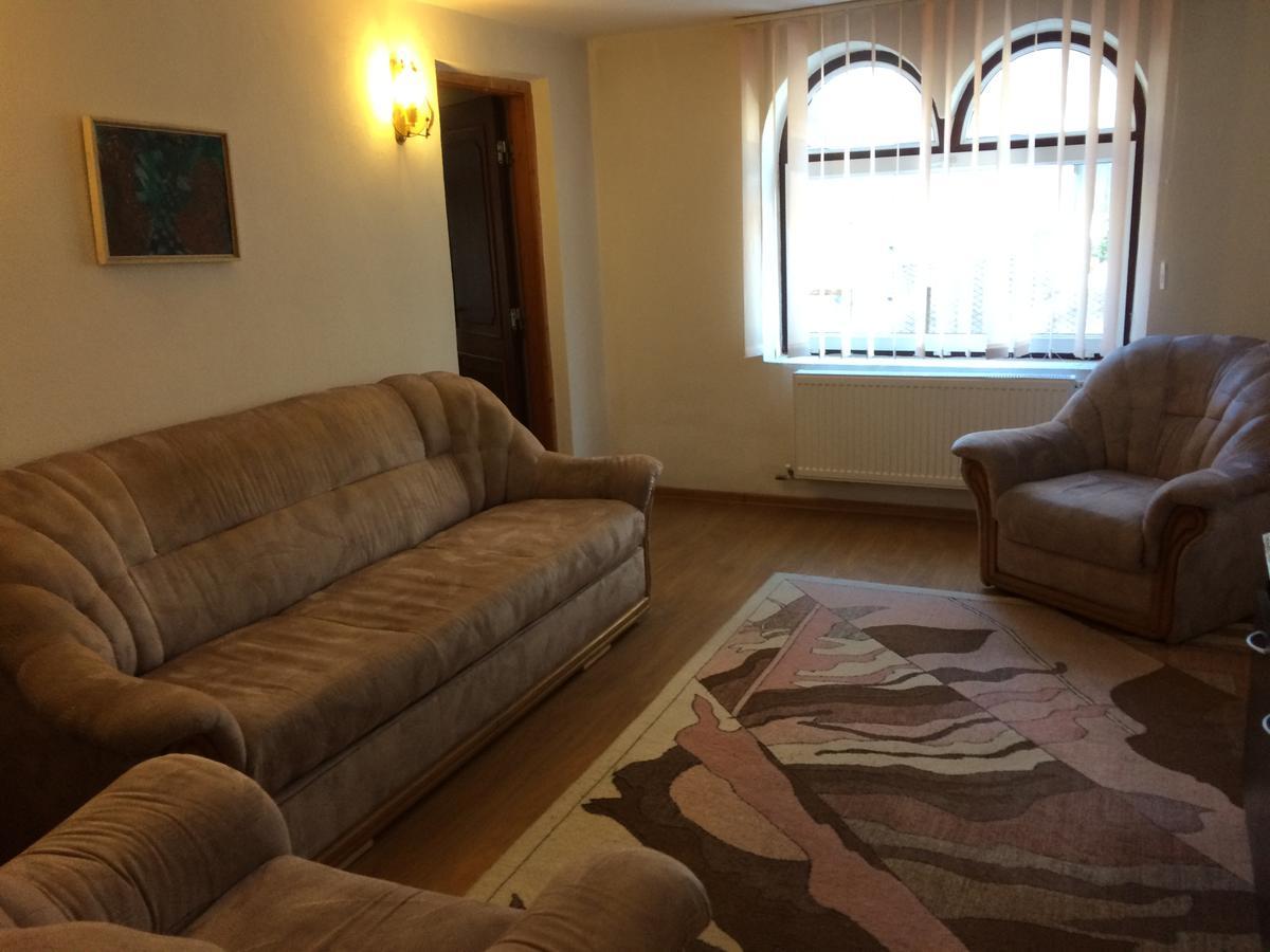 Pension Casa Alba Slanic Moldova Exterior photo